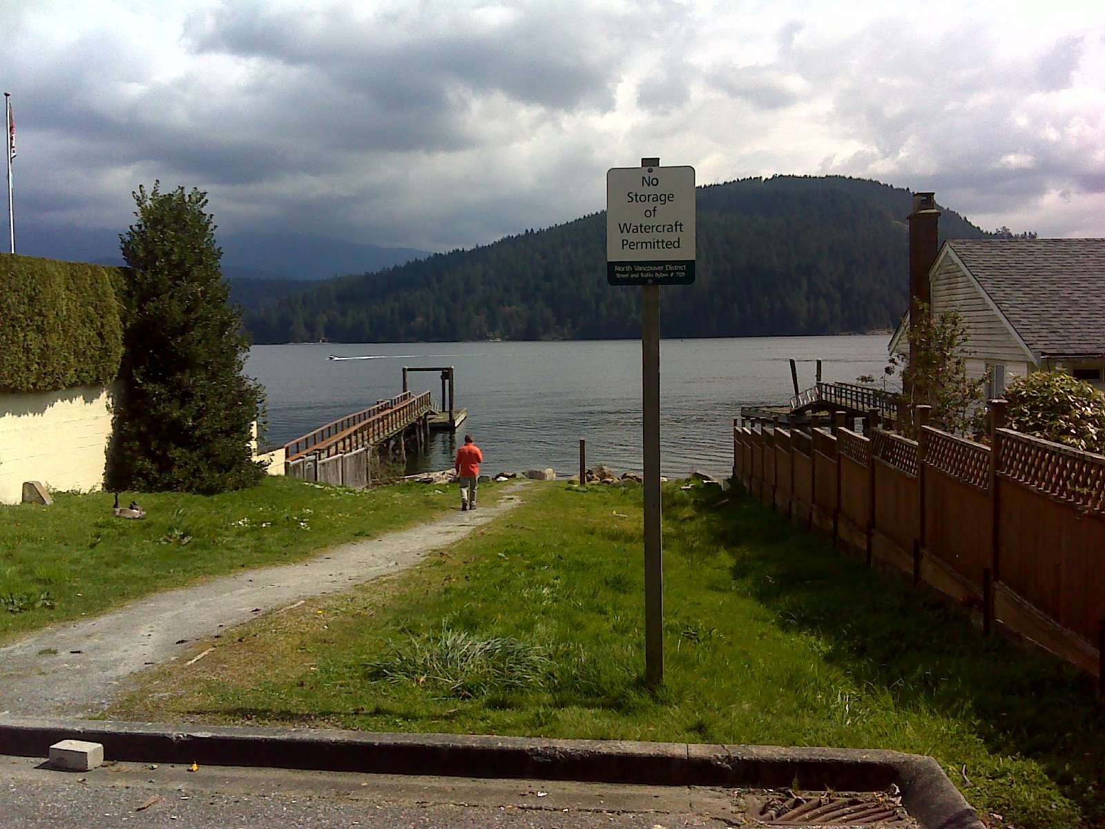 Deep Cove + Spirit Trail East